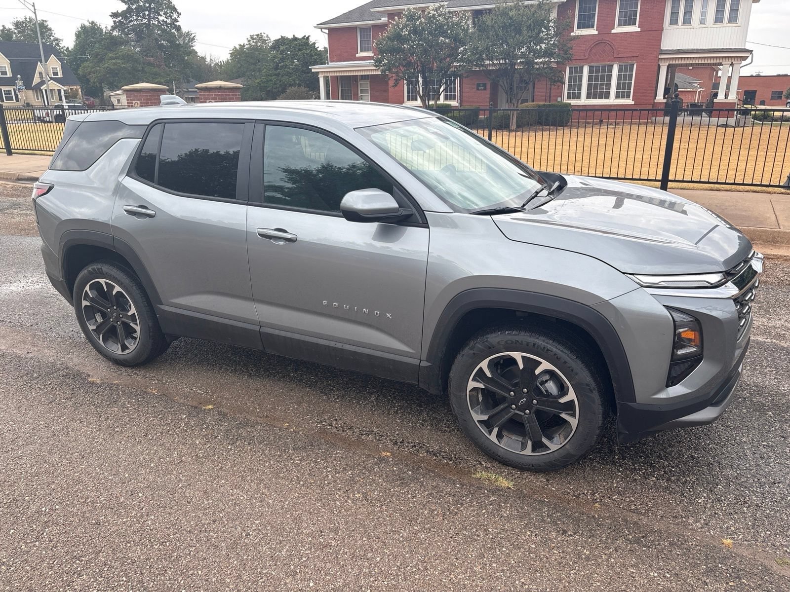 2027 Chevrolet Equinox LT - Photo 2