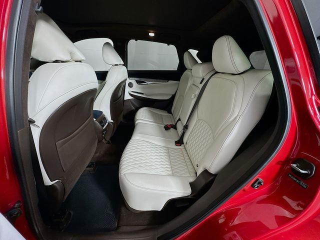 Used 2020 Red INFINITI Autograph image 23