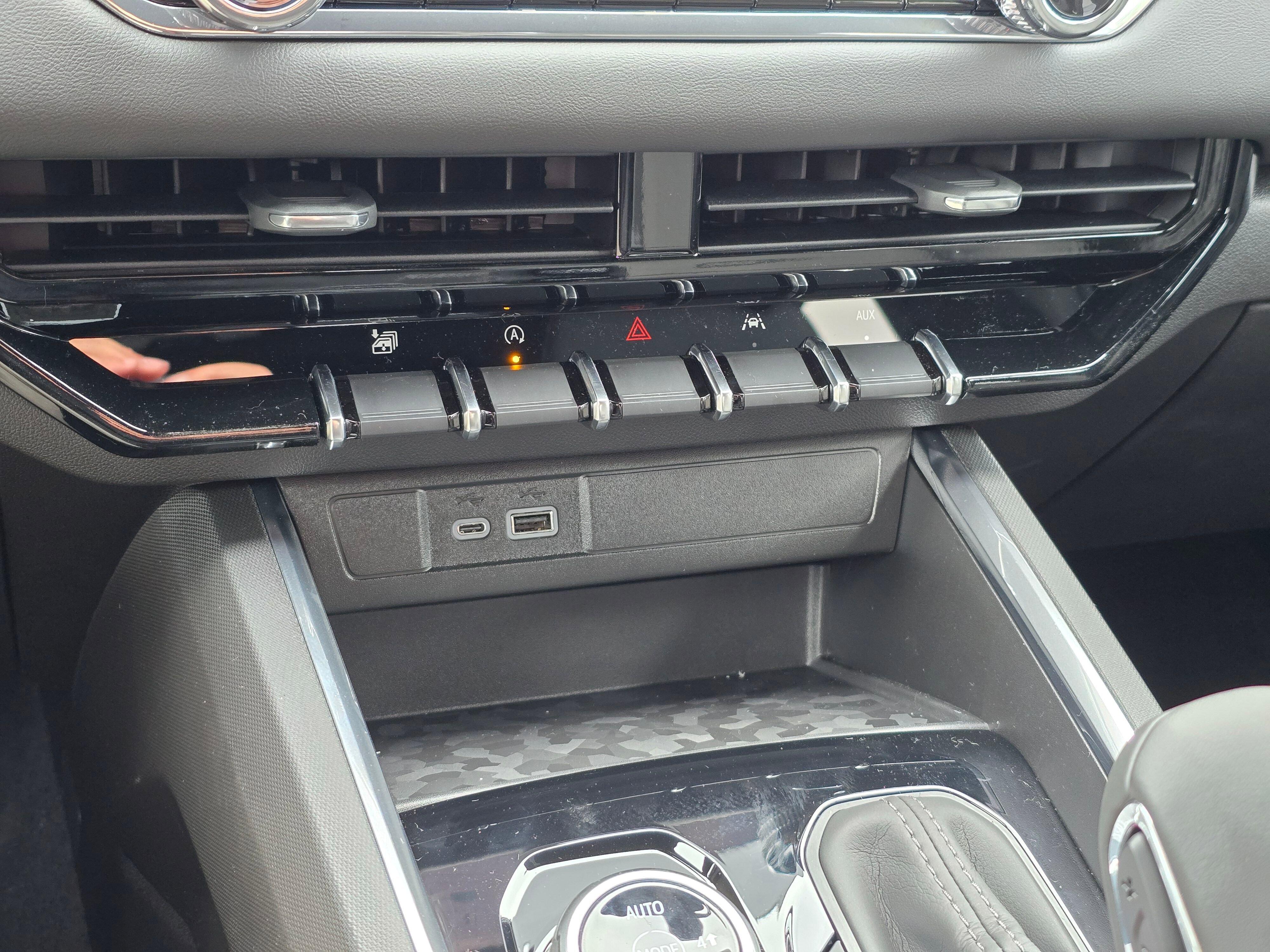 2026 GMC Canyon Elevation - Photo 23