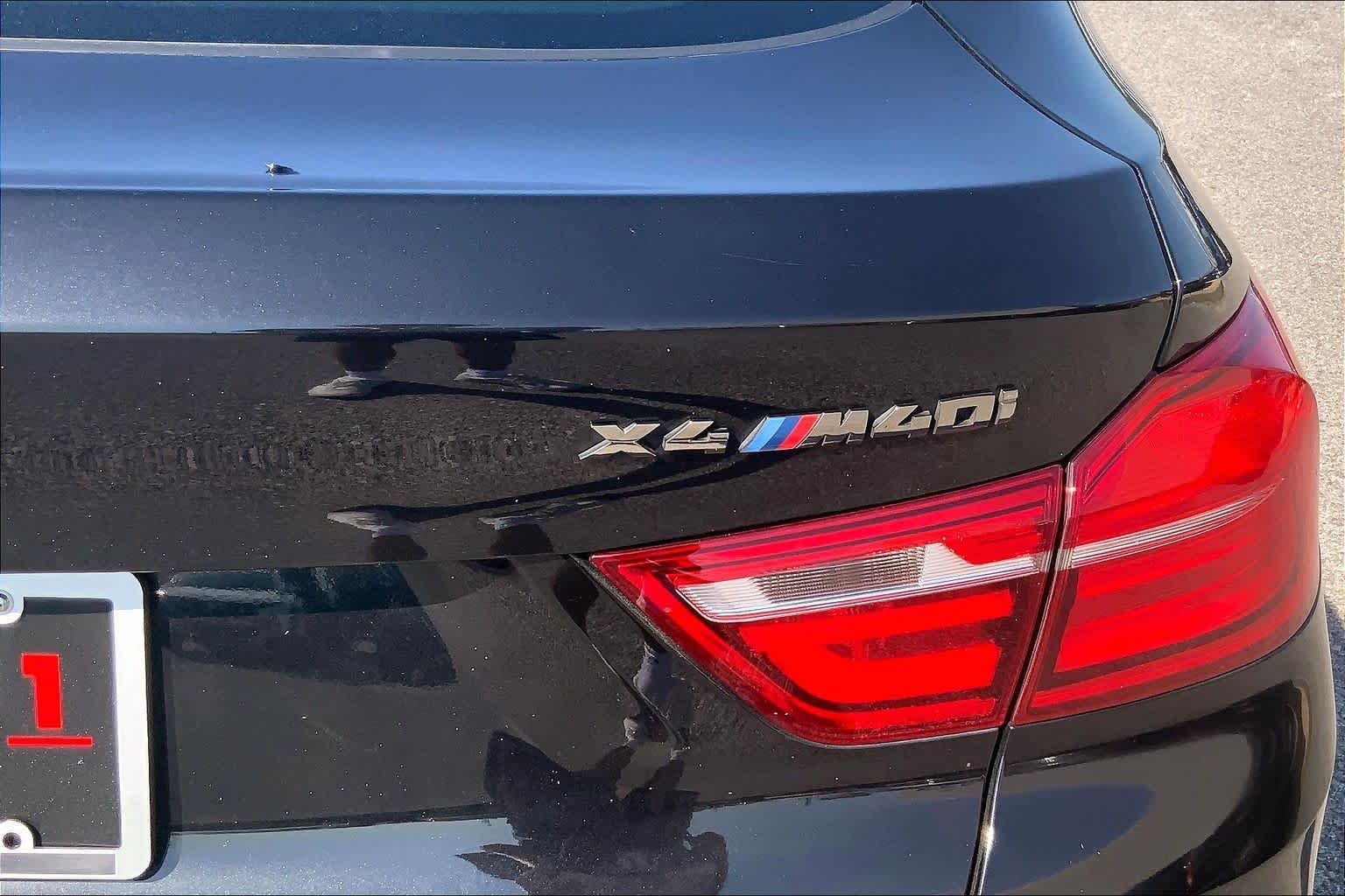 Used 2018 Black Sapphire Metallic BMW M40i image 30