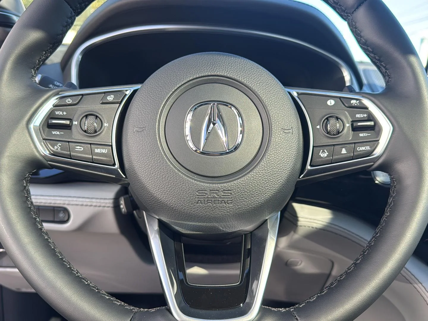 New 2026 Solar Silver Metallic Acura SH-AWD w/Advance image 33