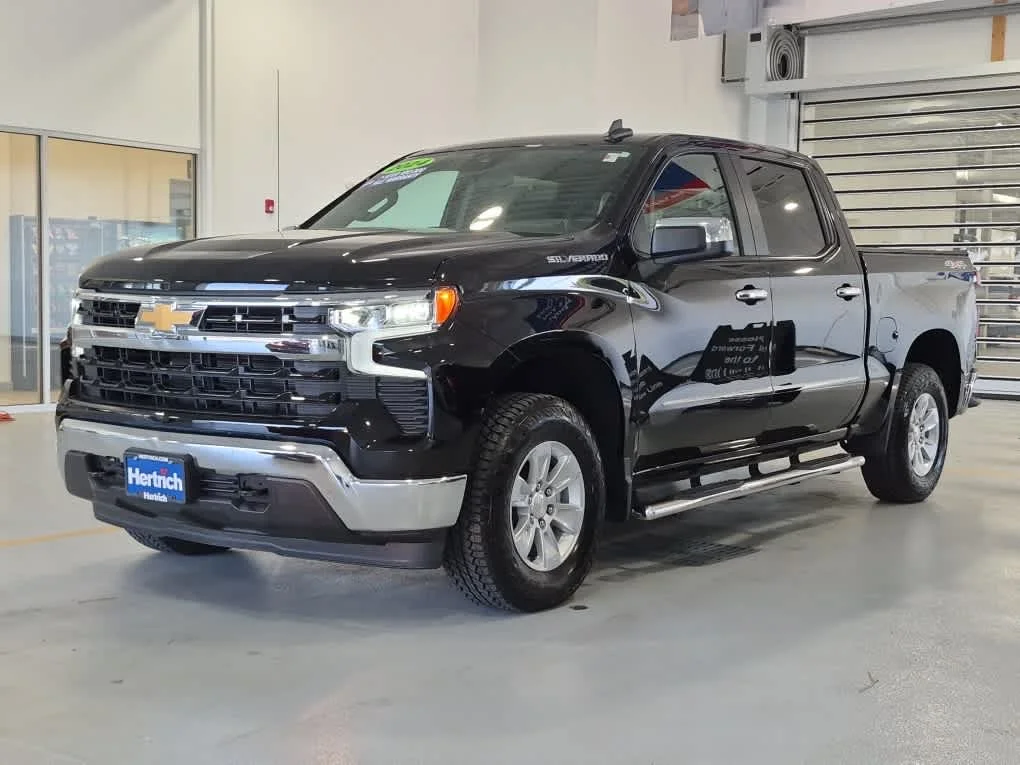 2024 Chevrolet Silverado 1500 LT