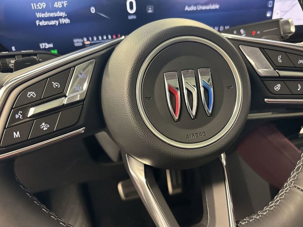2025 Buick Envision Sport Touring - Photo 37