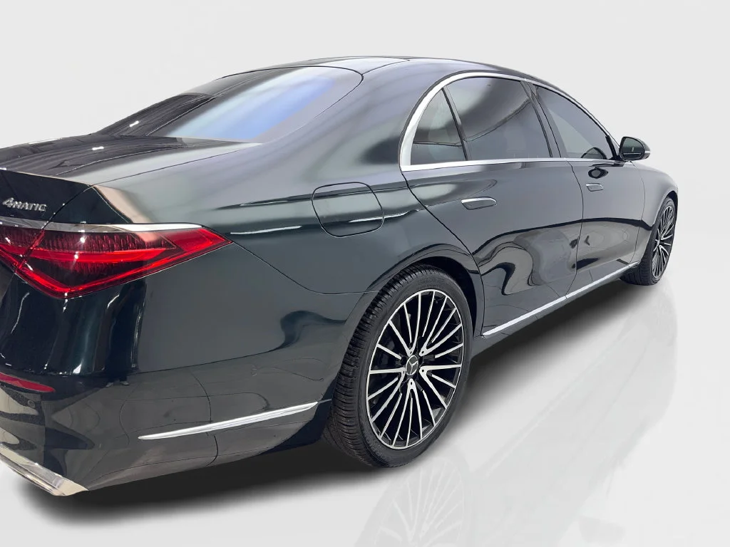 Used 2023 Green Mercedes-Benz S 500 image 15