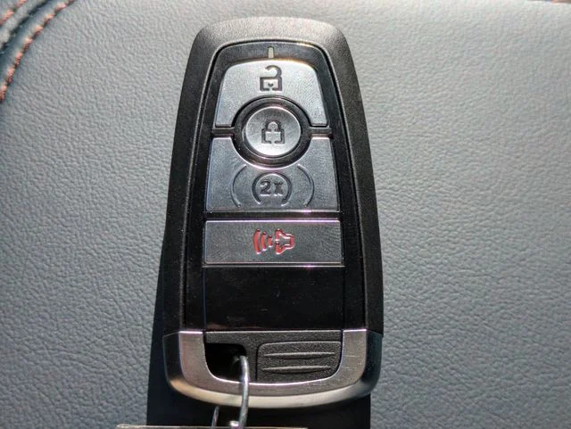 New 2026 Oxford White Ford Lariat® image 29
