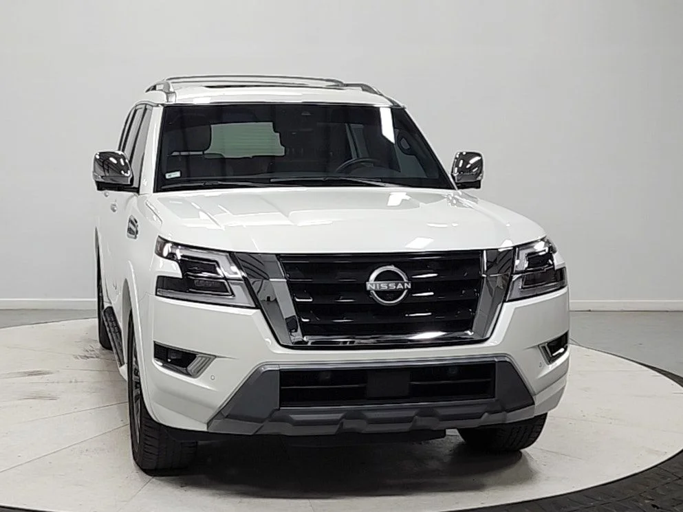 Used 2024 White Nissan Platinum image 2