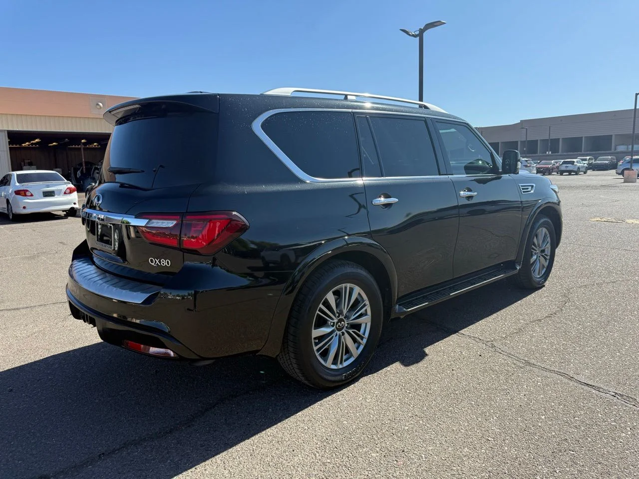 Used 2021 Mineral Black INFINITI Luxe image 5