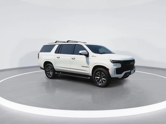 Used 2024 White Chevrolet Z71 image 13