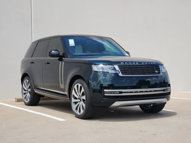New 2026 British Racing Green Land Rover SE image 2