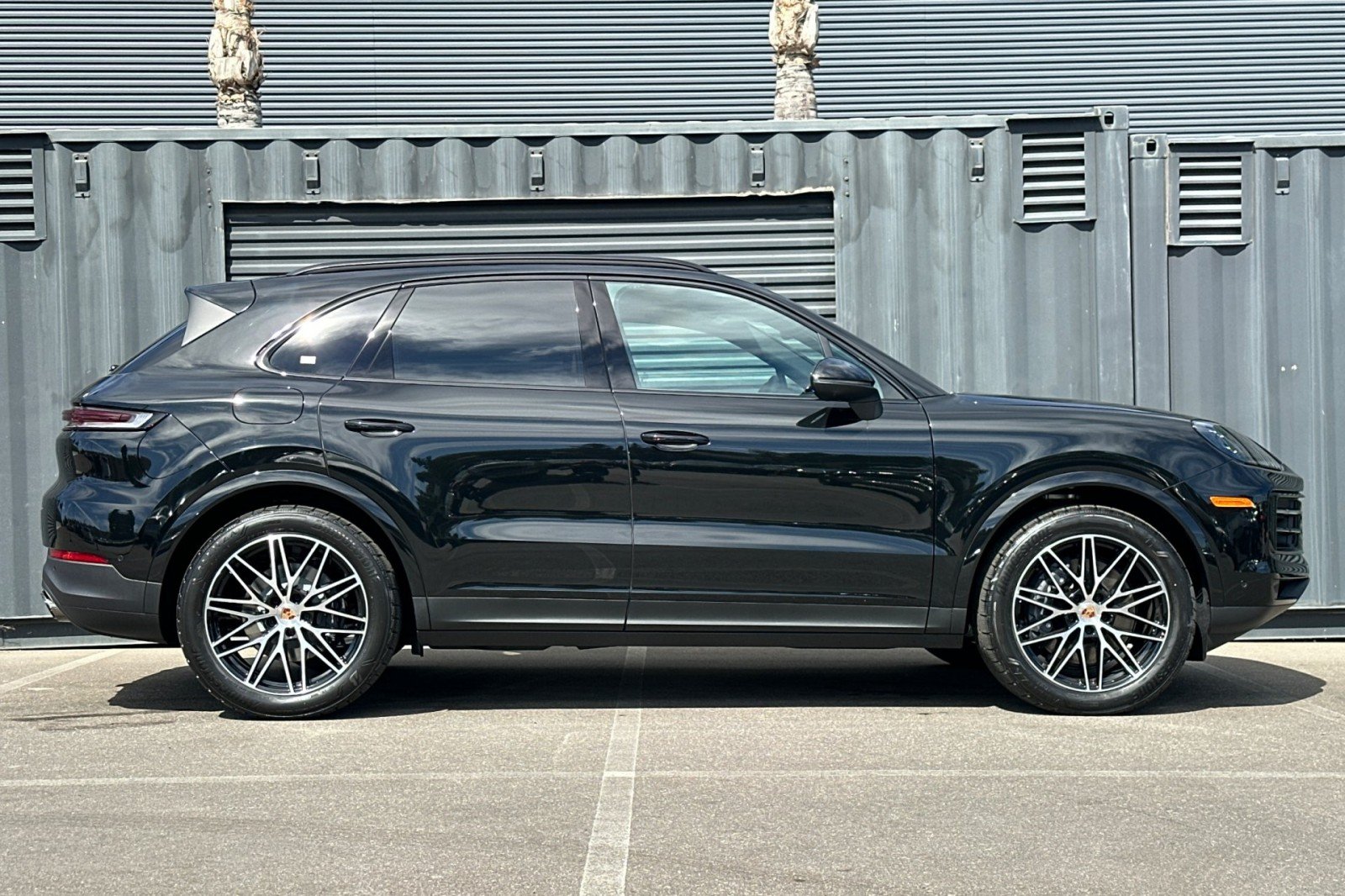 New 2026 Chromite Black Metallic Porsche  image 9