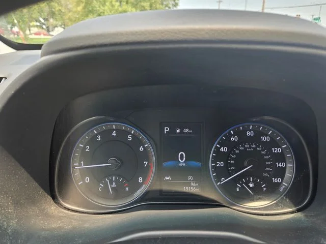 Used 2023 Gray Hyundai SEL image 17