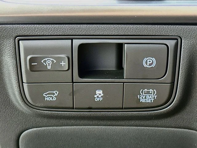 New 2026 Hyundai TUCSON HYBRID SEL
