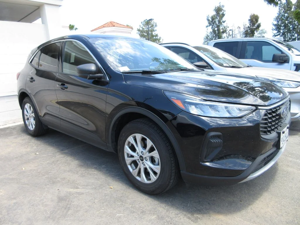 Certified Used 2024 Black Metallic Ford Active image 4
