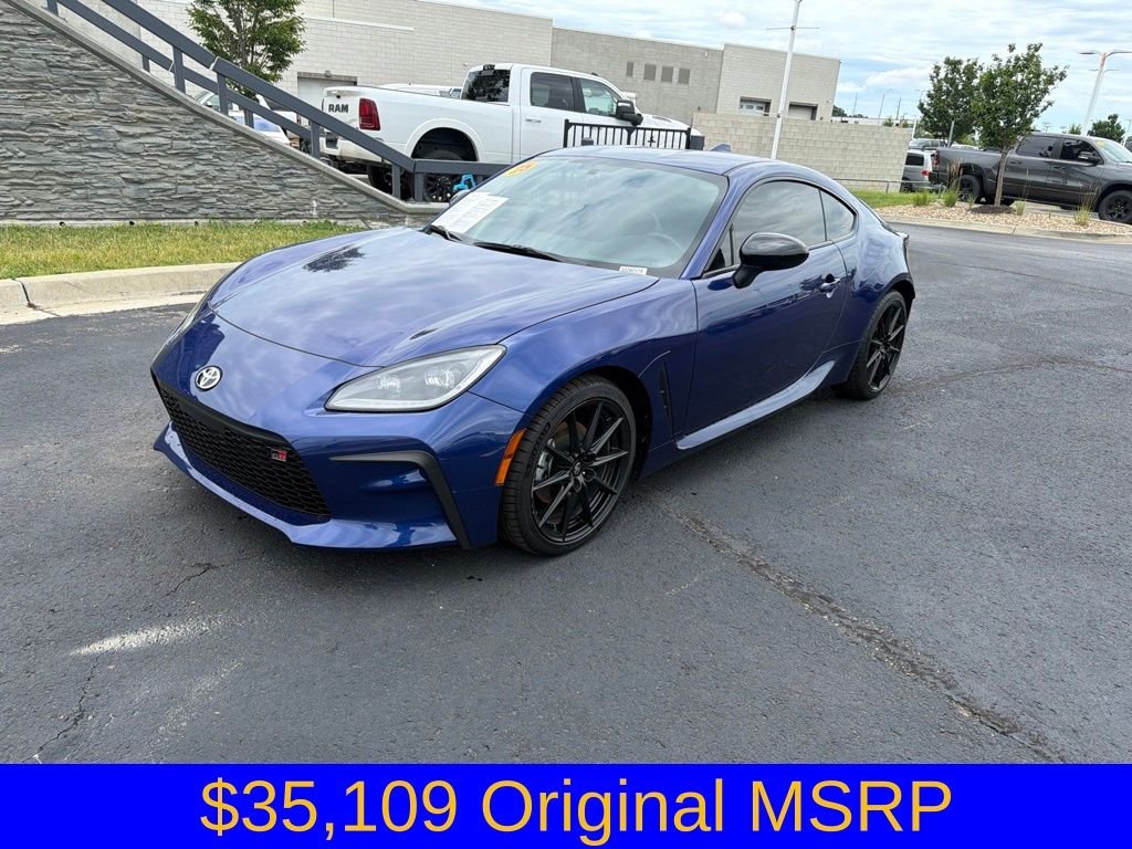 Used 2025 Blue Toyota Premium image 3
