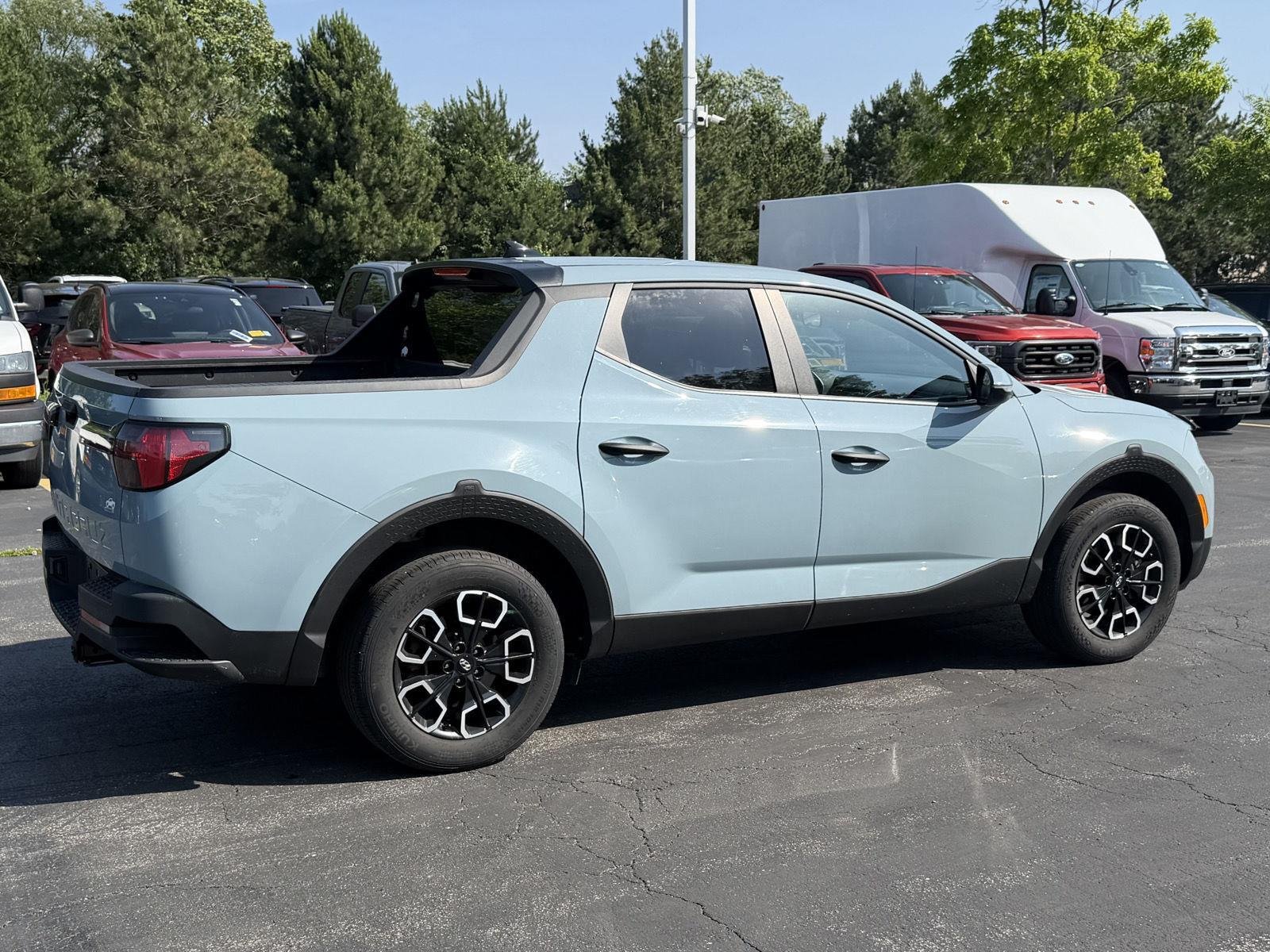Used 2023 Blue Stone Hyundai SEL image 4