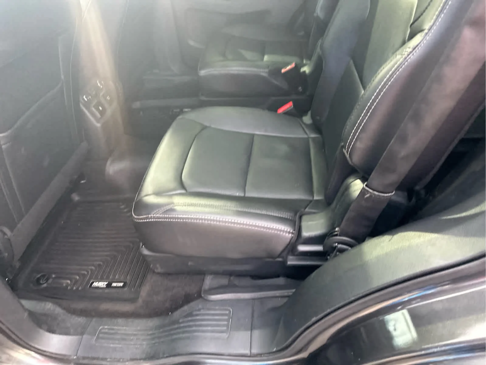 Used 2018 Magnetic Metallic Ford Limited image 2