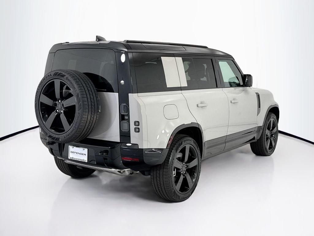 New 2026 Borasco Grey Land Rover X-Dynamic SE image 5