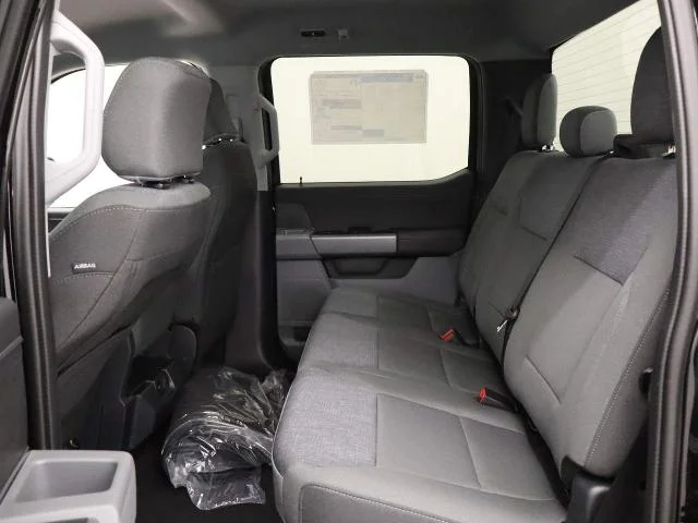 New 2026 Agate Black Metallic Ford XLT image 21