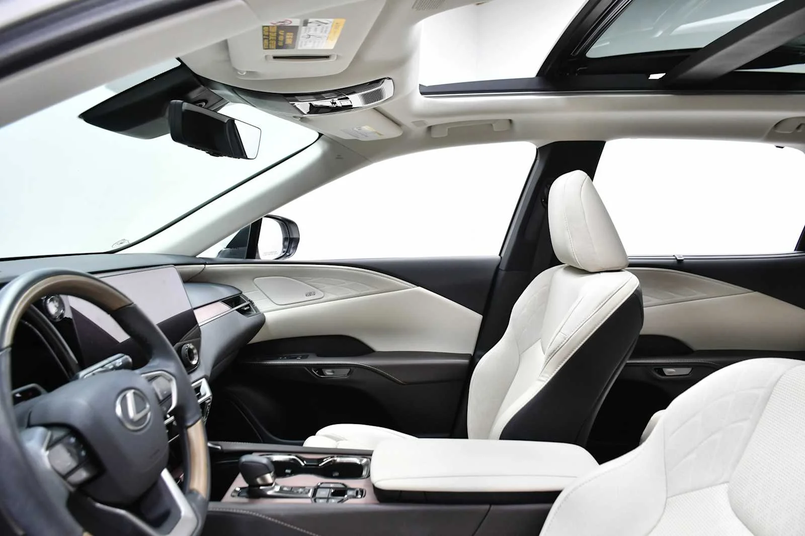 Used 2023 Eminent White Pearl Lexus Luxury image 13