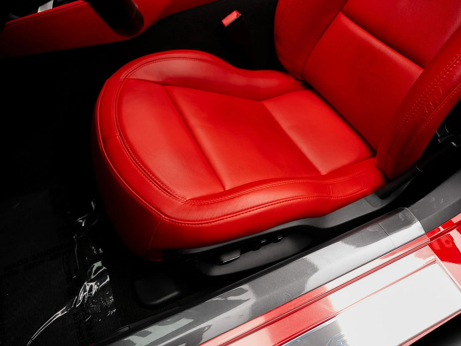 Used 2016 Red Chevrolet Stingray Z51 image 34