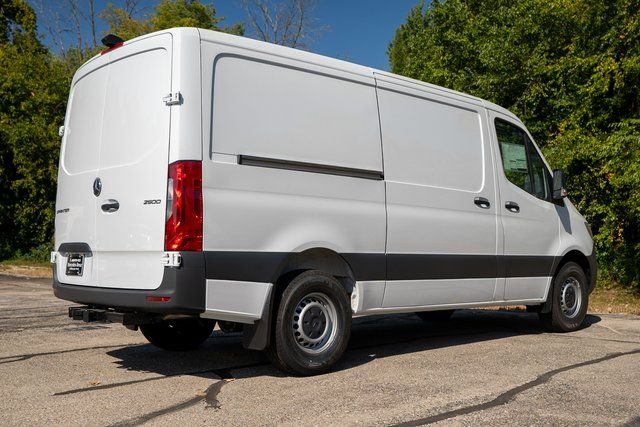 New 2026 Arctic White Mercedes-Benz Cargo 144 WB image 6