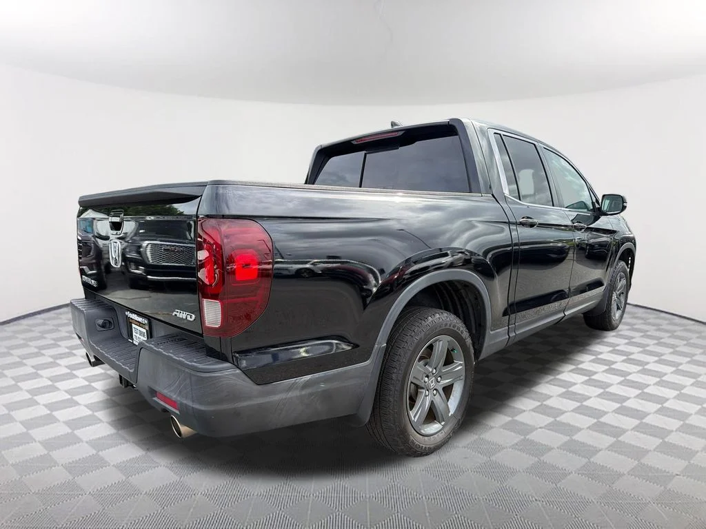 Used 2023 Black Honda RTL image 5