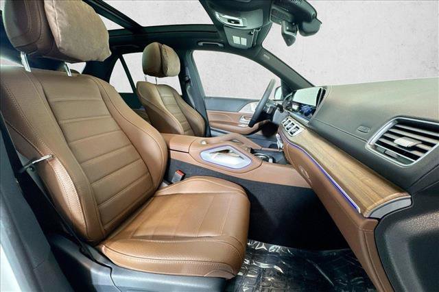 New 2026 MANUFAKTUR Moonlight White Metallic Mercedes-Benz GLE 450 image 56