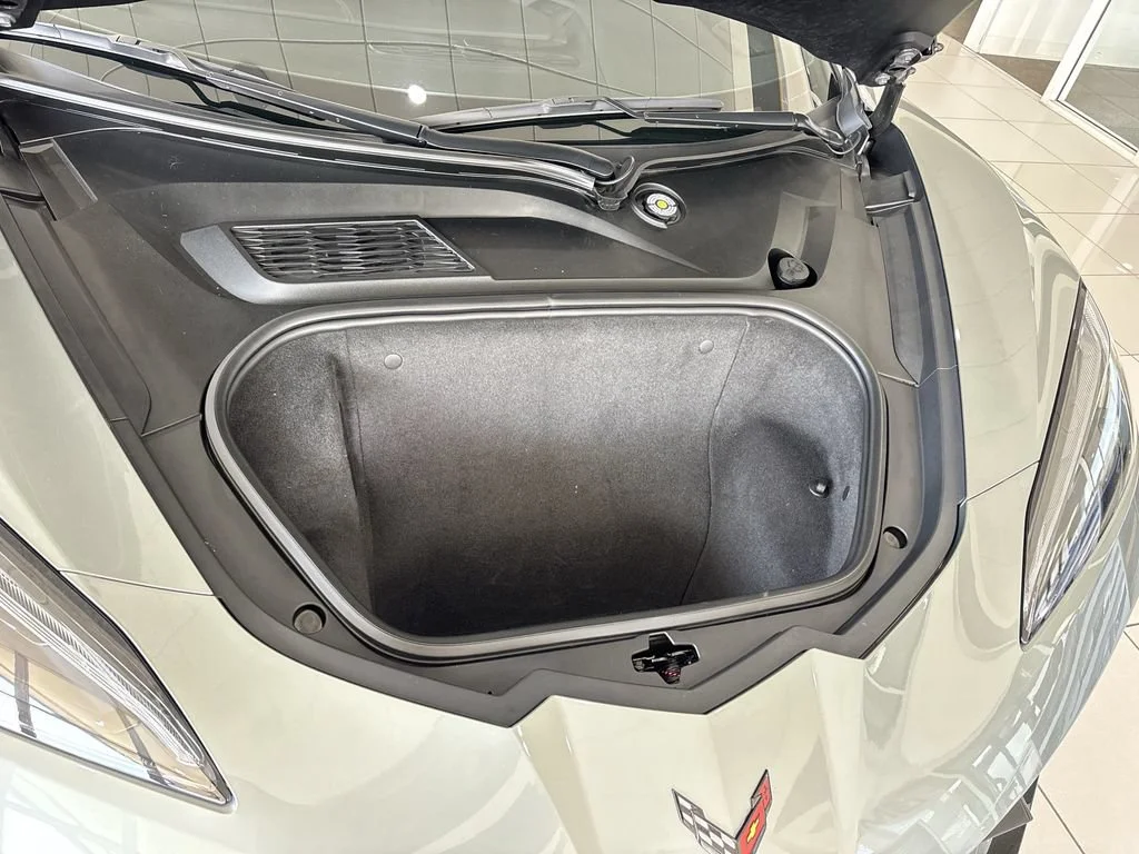 Used 2023 HYPERSONIC GRAY METALLIC Chevrolet 1LT image 29