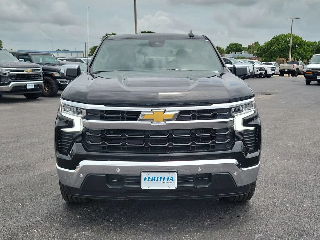 New 2026 Black Chevrolet LT image 21