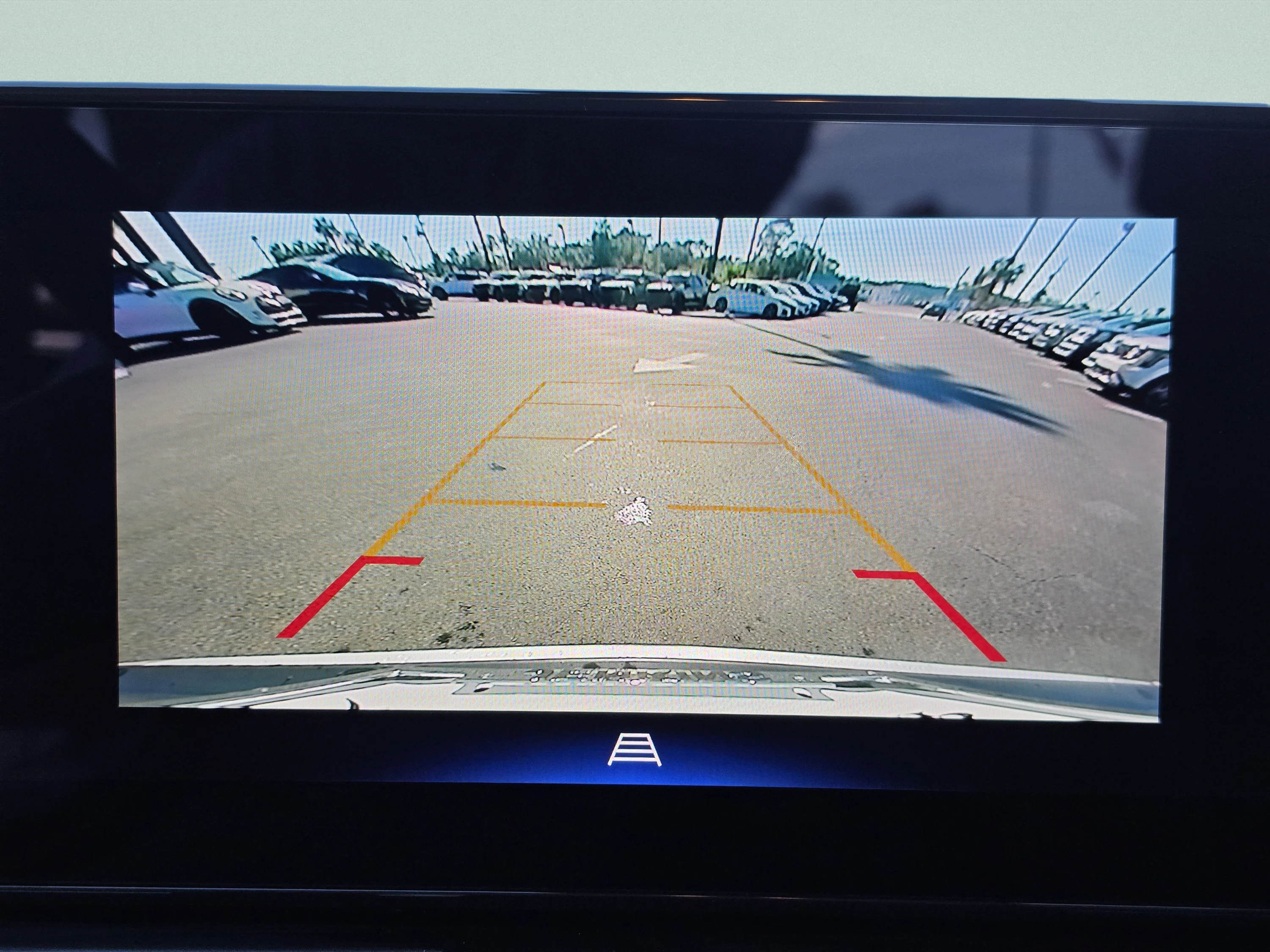Used 2025 Summit White Chevrolet LT image 27