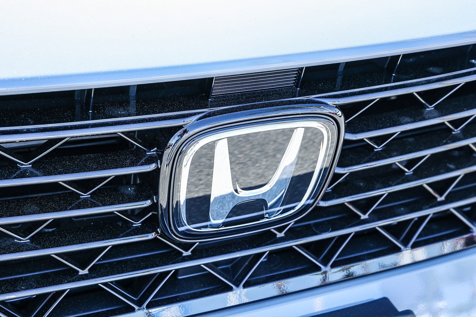 2026 Honda Accord Hybrid Touring - Photo 13