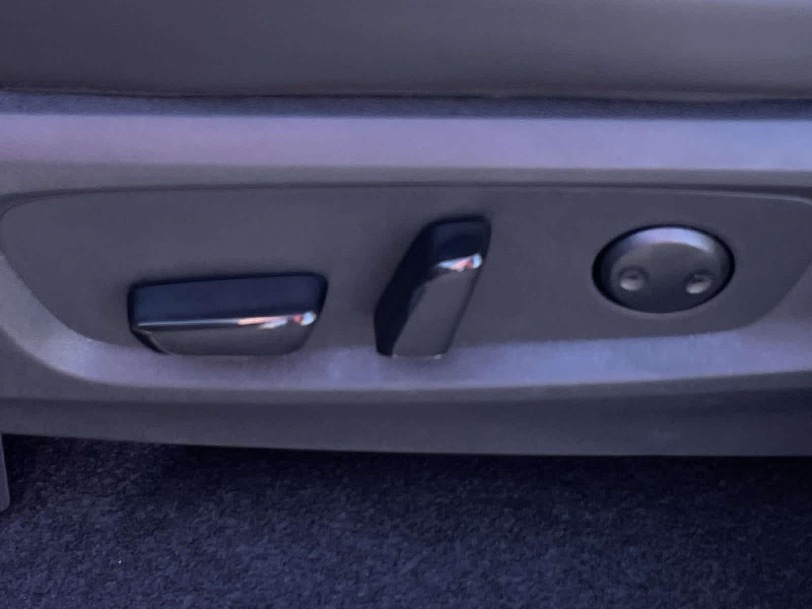 New 2026 Gun Metallic Nissan Rock Creek image 18