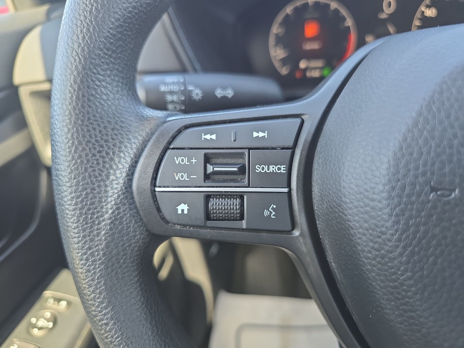 2024 Honda CR-V LX - Photo 21