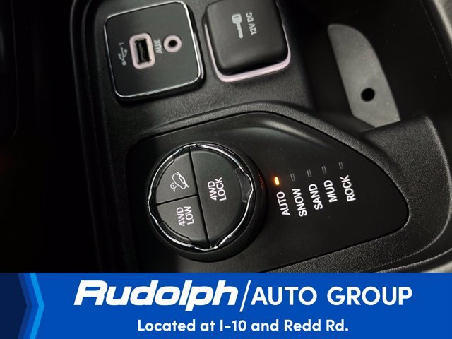Used 2021 Black Jeep Trailhawk image 24