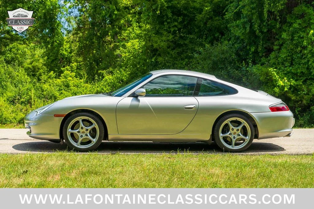 Used 2002 Silver Porsche Carrera image 11