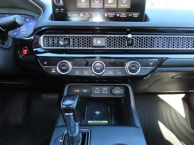 2023 Honda Civic Touring - Photo 21