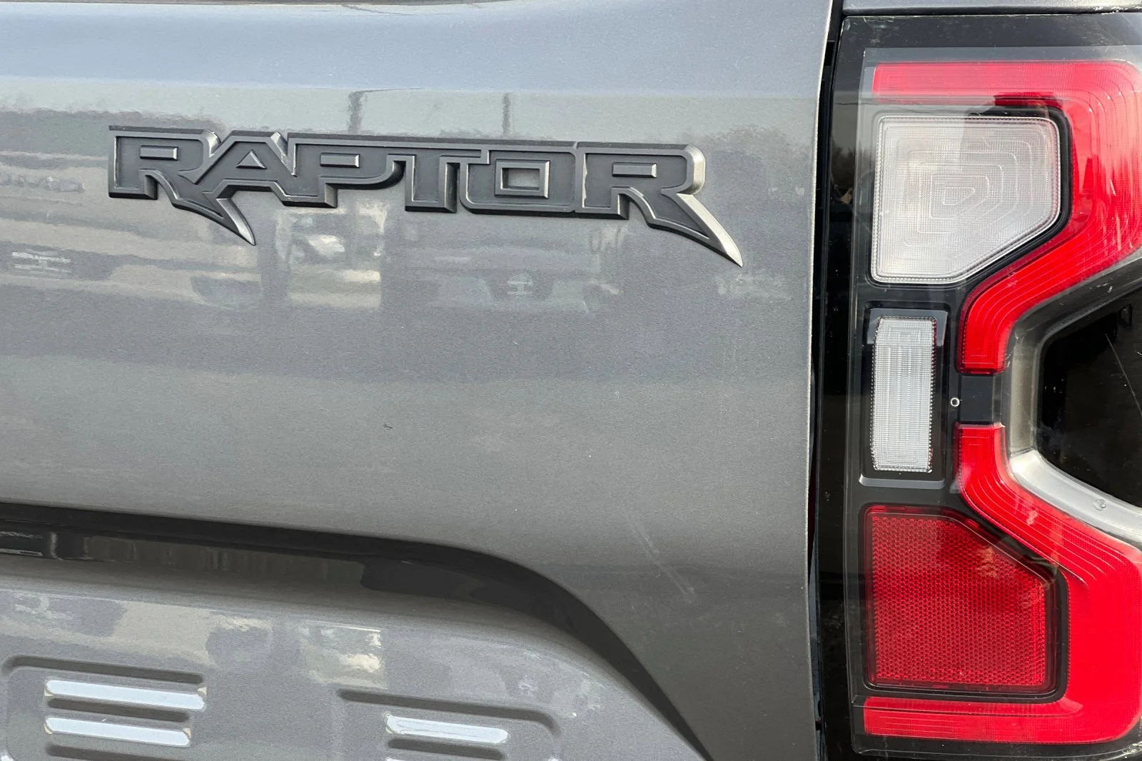 Used 2024  Ford Raptor image 24