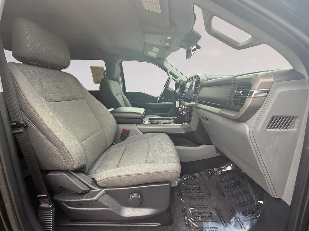 2024 Ford F-150 XLT - Photo 17