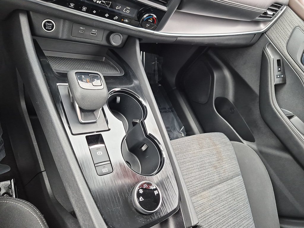 Used 2023 Pearl White TriCoat Nissan SV image 51