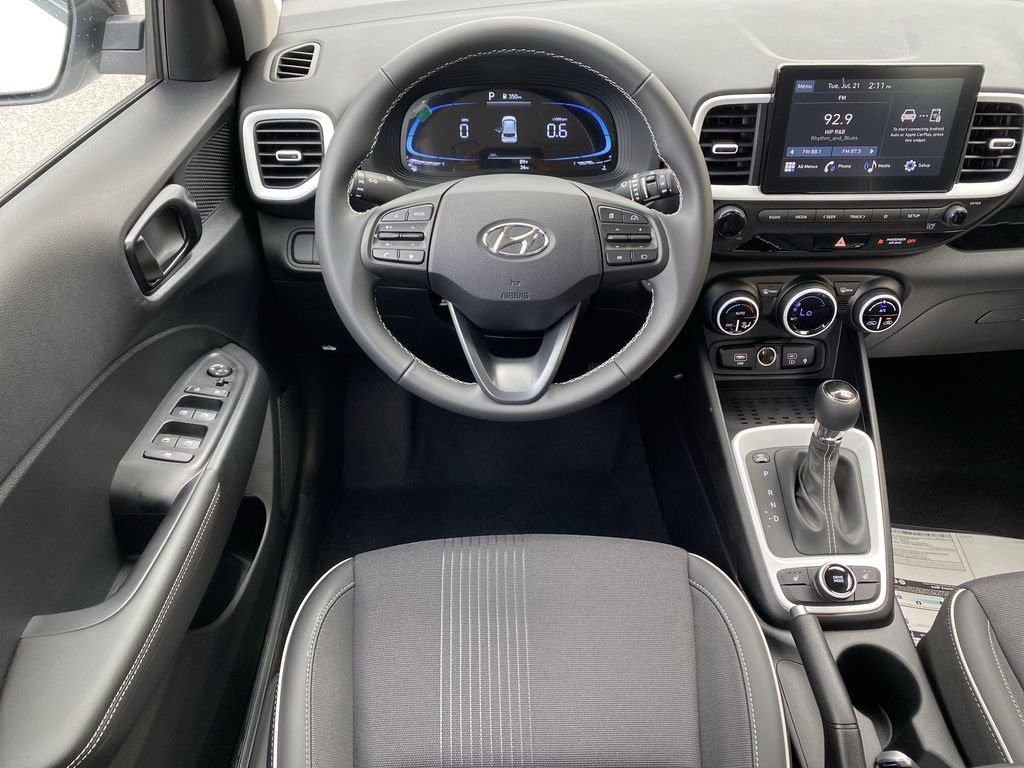 Used 2026 Lunar White w/Black Roof Hyundai SEL image 13