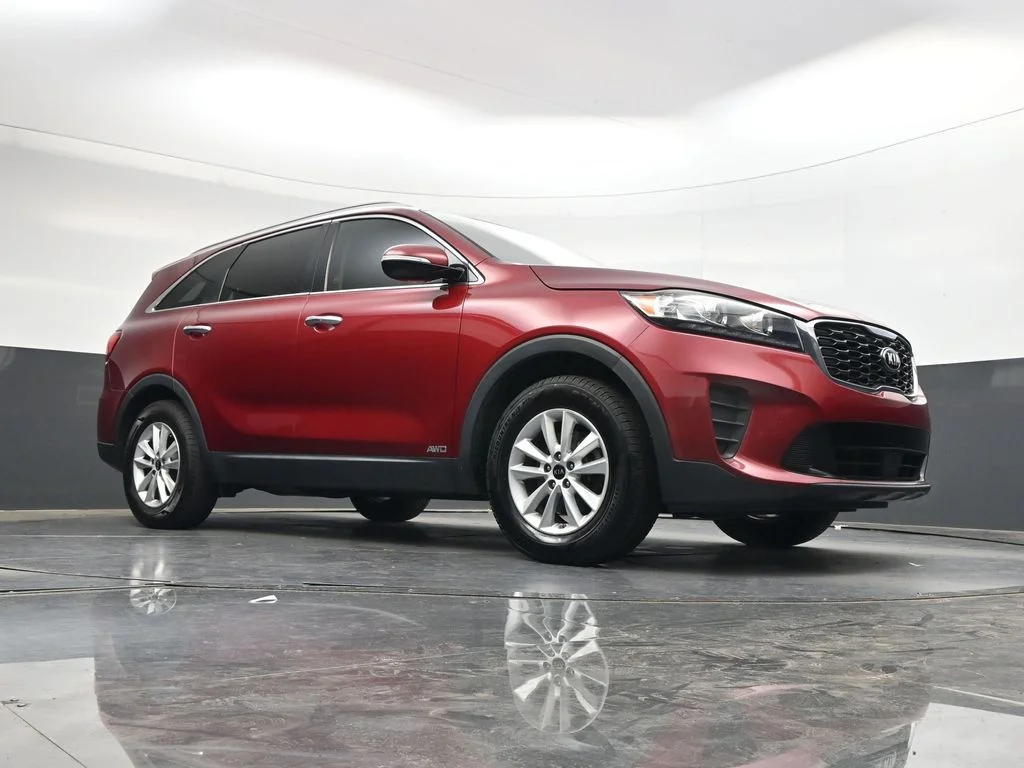 Used 2020 Passion Red Kia LX image 30