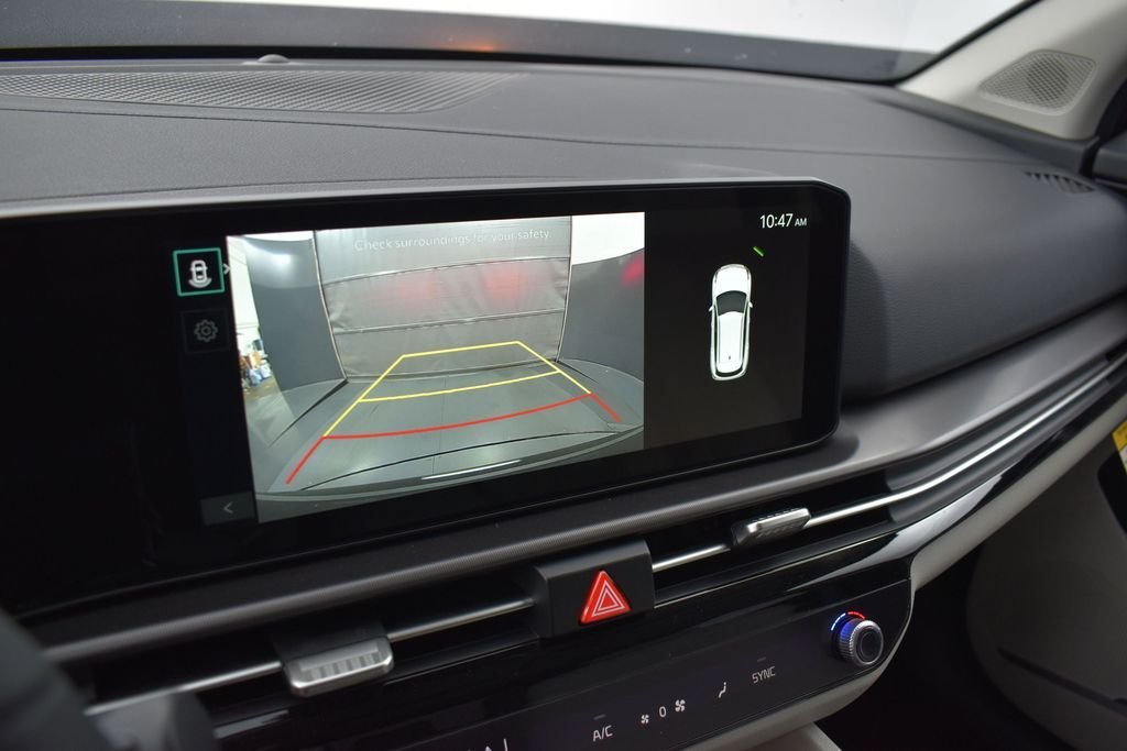 2026 Kia Sportage EX - Photo 11