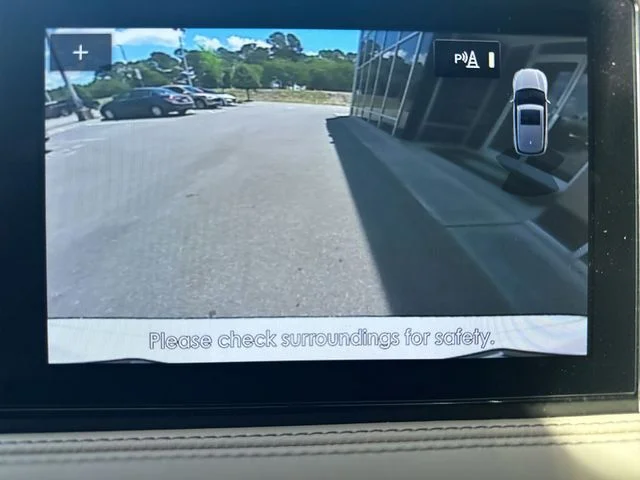 Used 2020 White Lincoln Standard image 18
