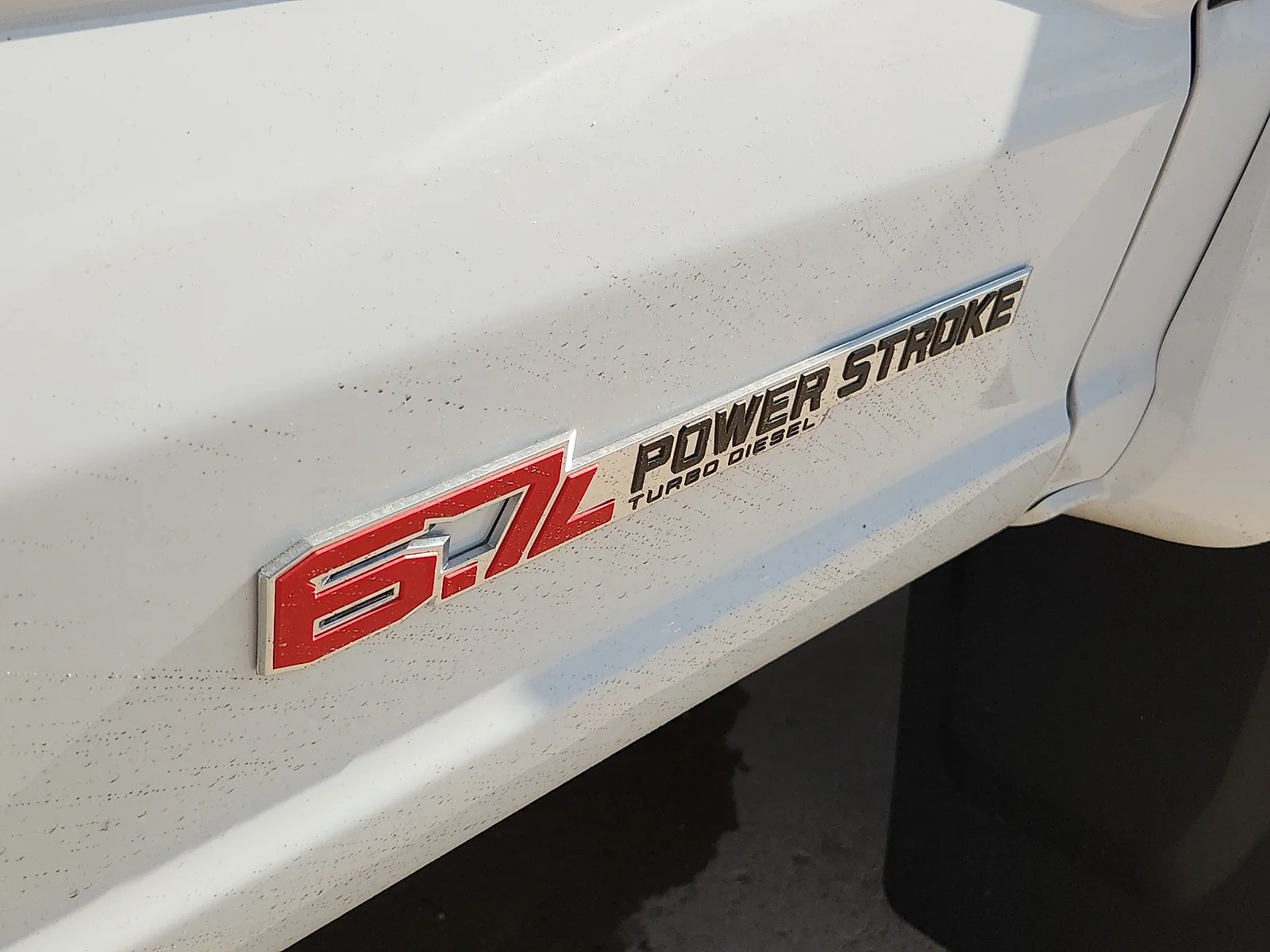 New 2027 Oxford White Ford XLT image 11