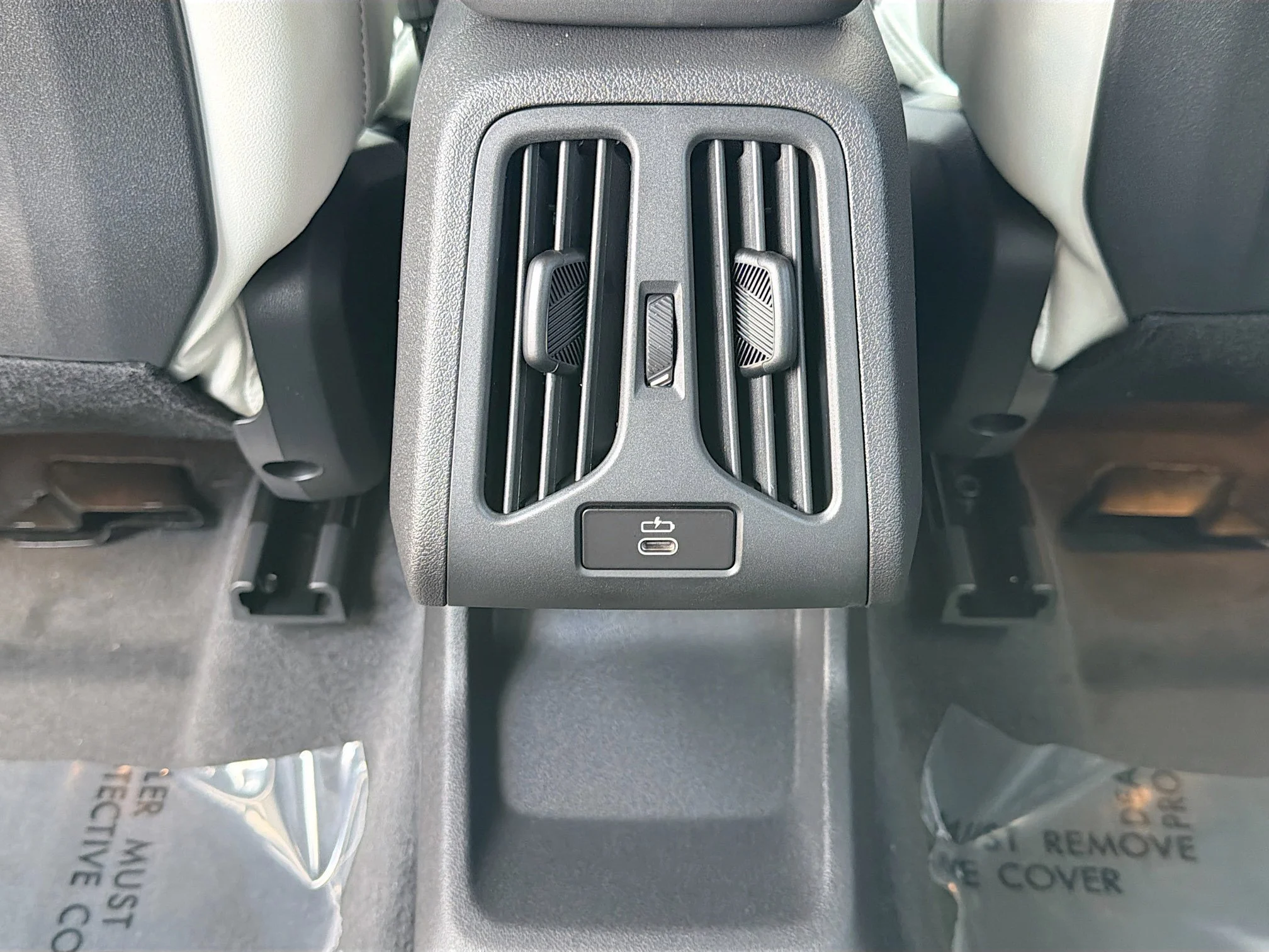 New 2026 Space Silver Metallic BMW xDrive28i image 19
