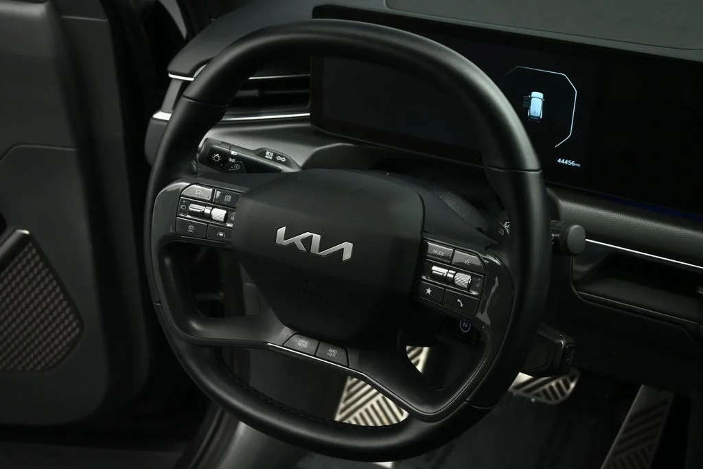 Certified Used 2024 Gray Kia GT-Line image 39