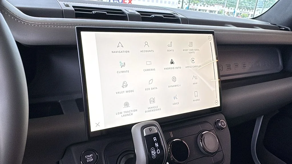 New 2026 White Land Rover OCTA image 28
