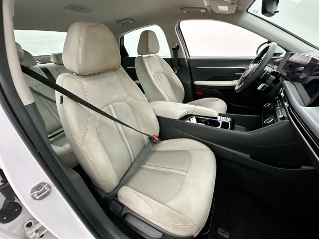 2025 Hyundai Sonata SEL - Photo 17