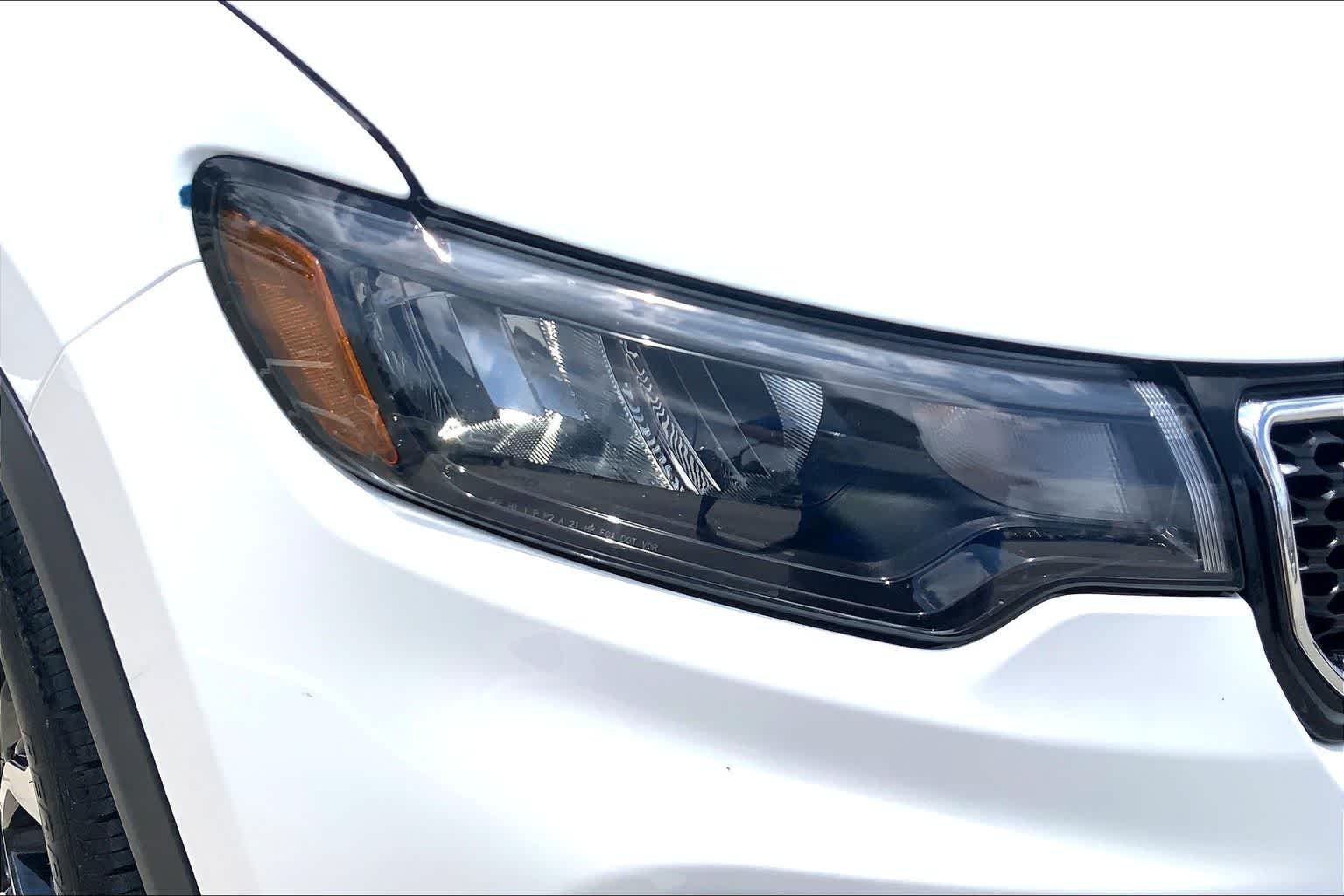 Used 2024 Bright White Clearcoat Jeep Limited image 27