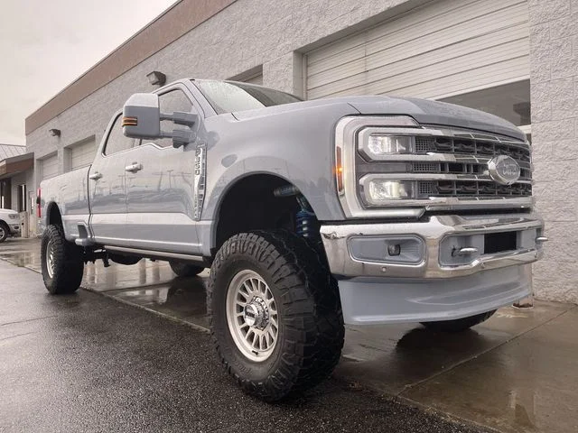 Used 2025 Gray Ford King Ranch image 10